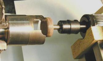 Disk cutter with carbide inserts