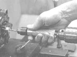 Picture of lathe tapping device